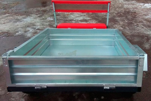 Прицеп для мотоблока самосвальный с кузовом из оцинкованной стали